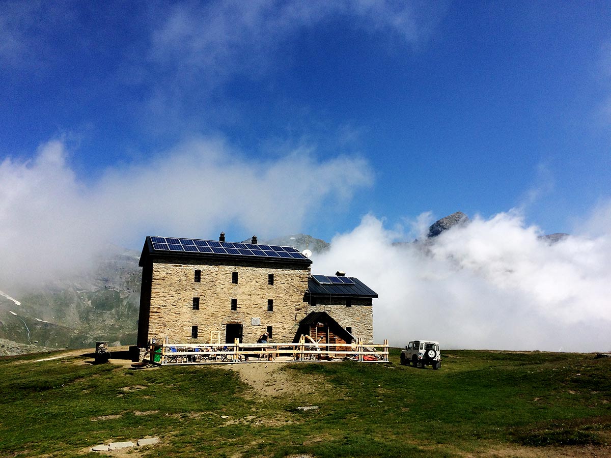 Gran Paradiso National Park Award Winning Wildlife Photographer